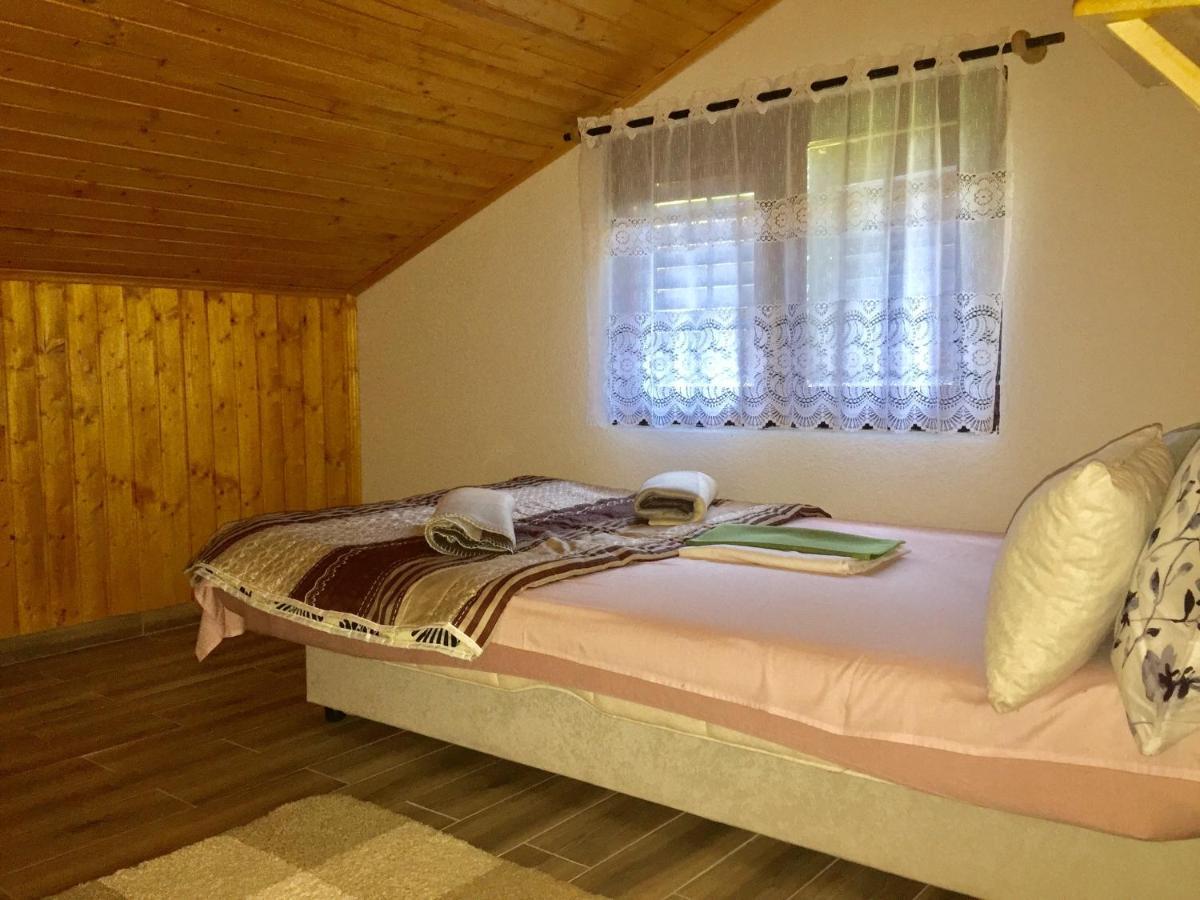 Holiday Home Radocaj Slunj Esterno foto